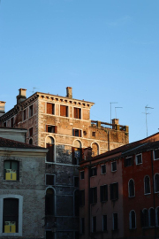 free-photo-of-historic-venetian-architecture-at-sunset